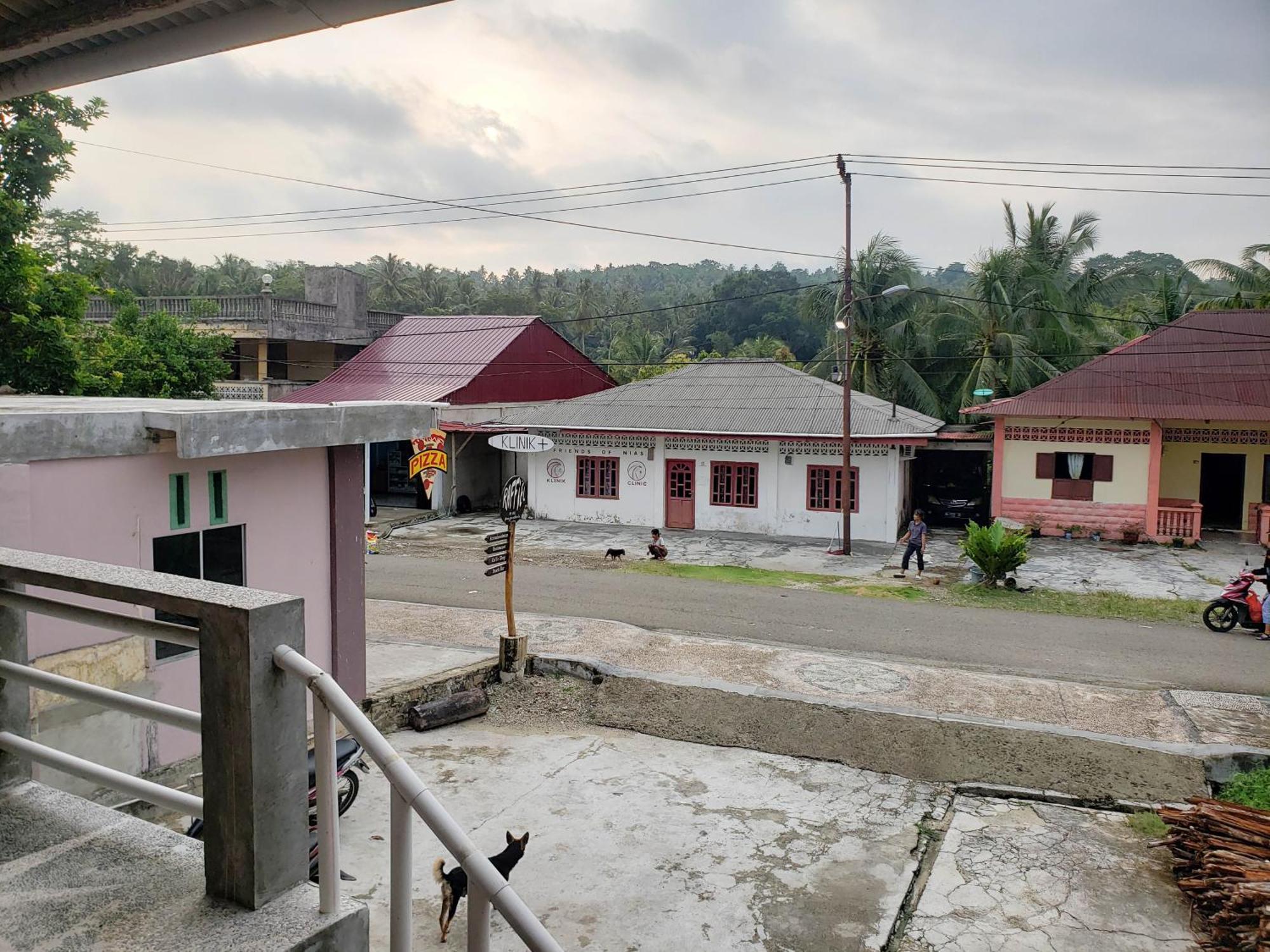Raffiel Nias Apartment Lagudri Exterior photo